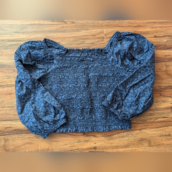 Blue Smocked Puff Sleeve Blouse - Picture 6 of 8